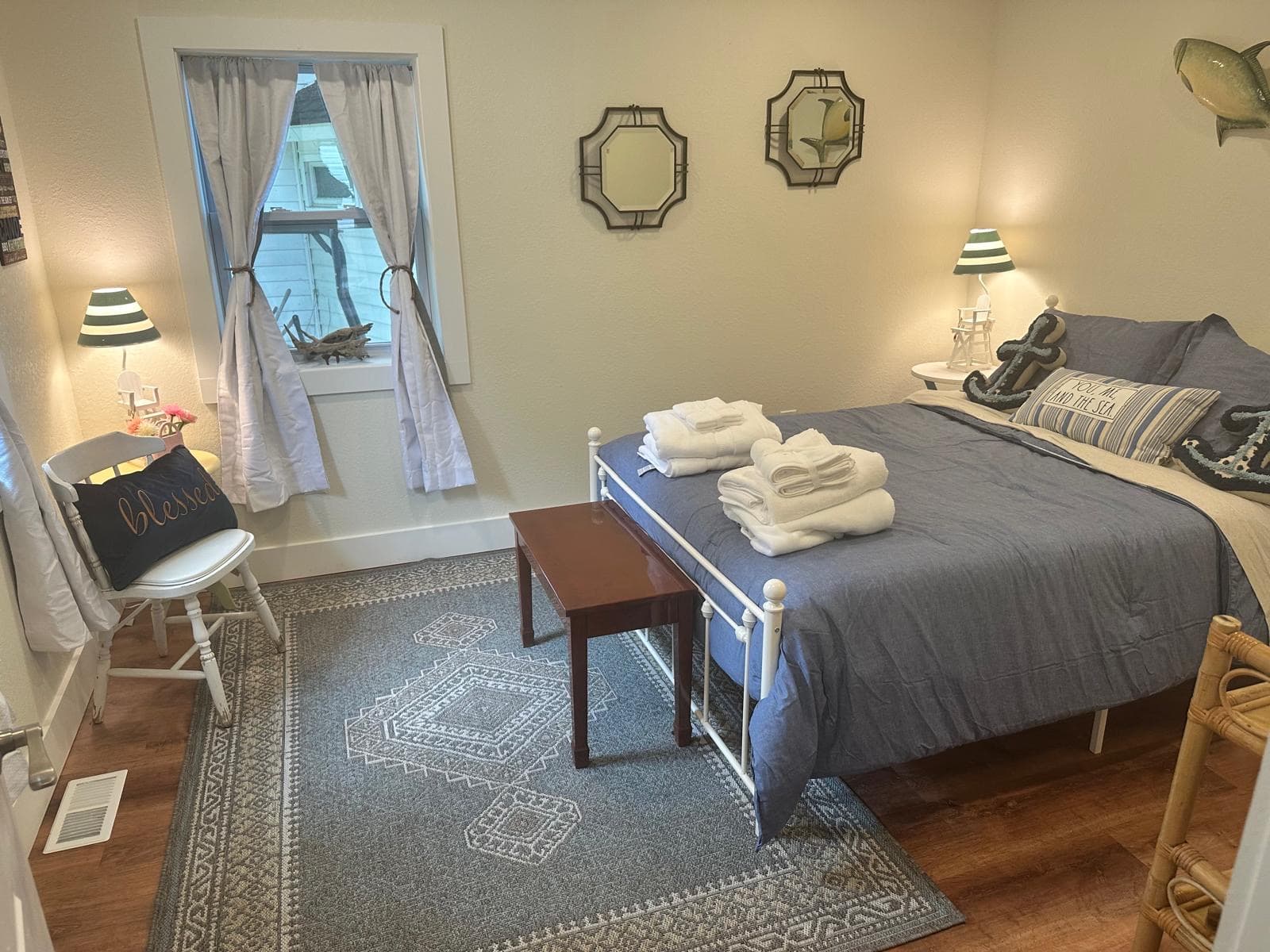 Elegant guest bedroom