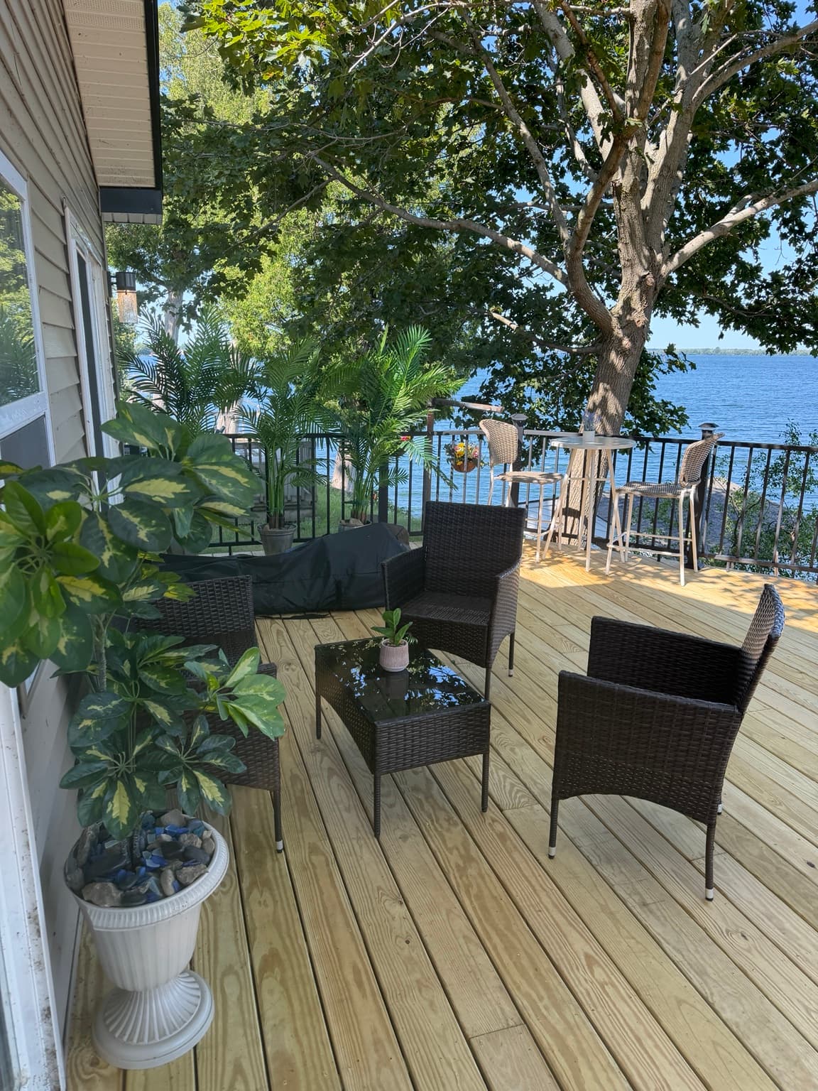 Private lakefront deck seating